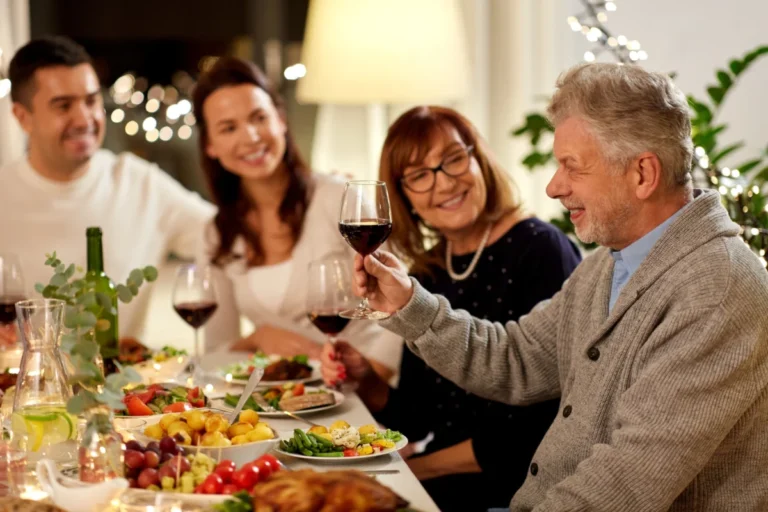 Creating Joyful Connections: Navigating the Holiday Season with Dementia