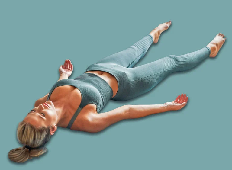 The Eight-Minute Bed Routine: Why Leg Strength Is the Secret to Longevity After 55
