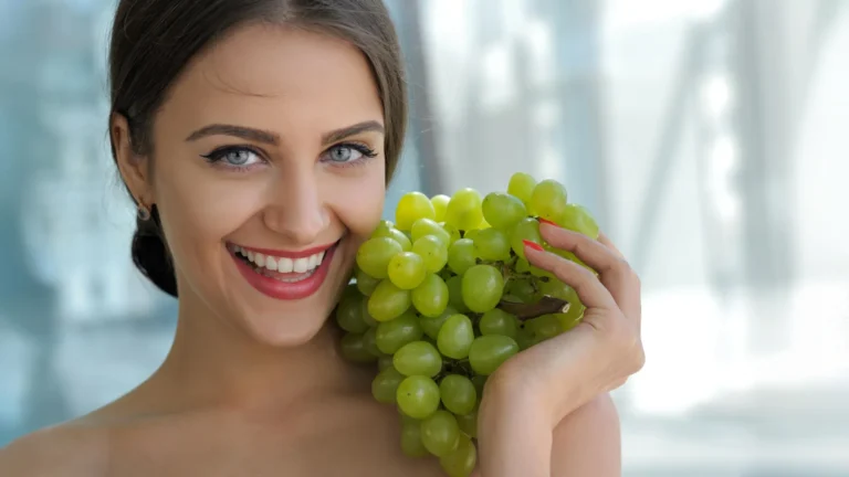 The Genomic Revolution in Nutrition: How Grapes Are Redefining Skin Health and Beyond
