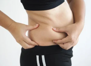 Beyond the Crunch: A Science-Backed Blueprint to Erasing the "Muffin Top" After 60