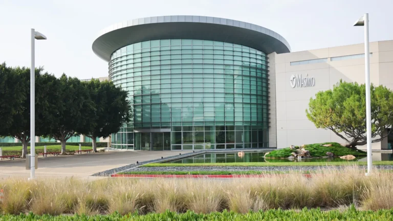 Danaher’s Strategic Expansion: The Logic Behind the Masimo Acquisition and Future Growth Trajectories