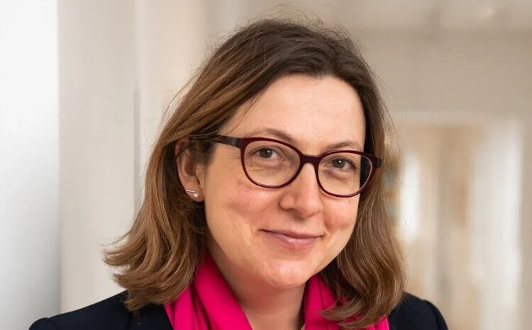 Transparency Crisis: NHS Data Guardian Challenges Palantir Access to Patient Records