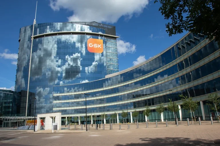 A New Paradigm in Oncology: GSK’s Jemperli Poised to Replace Surgery for Rectal Cancer Patients