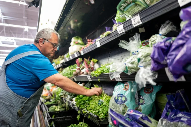 Federal Health Agencies Scramble as New Cyclospora Outbreak Emerges Amidst Food Safety Concerns