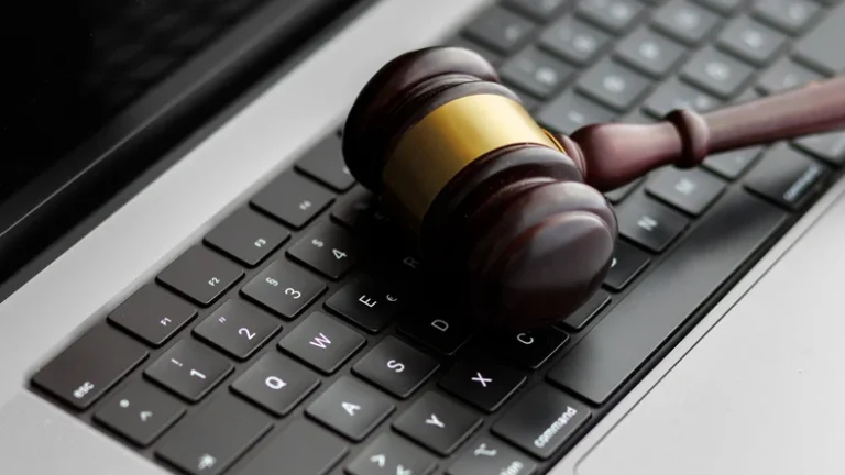 Hims & Hers Under Fire: Telehealth Giant Faces Multi-Front Legal Battle Over Privacy and Billing Practices