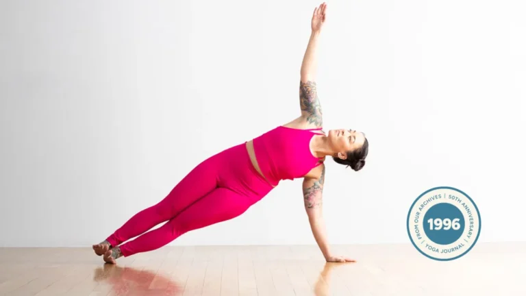 The Architecture of Presence: Unlocking the Heart in Vasisthasana (Side Plank Pose)
