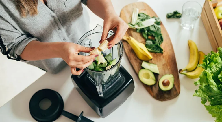 The Science of the Perfect Smoothie: How to Optimize Your Post-Workout Nutrition