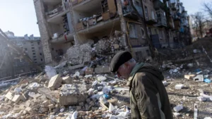 A City Under Siege: The Escalating Cycle of Attrition as Missile Barrages Devastate Kyiv