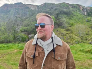 Beyond the Biomedical Model: Merrick Daniel Pilling and the Radical Reimagining of Mad Studies