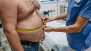 Beyond the Scale: Why Your Waistline Is a More Precise Health Indicator Than Your Weight