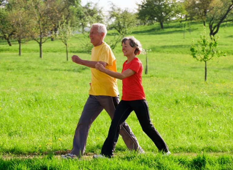 Beyond the Squat: A Comprehensive Guide to Morning Knee Health and Longevity