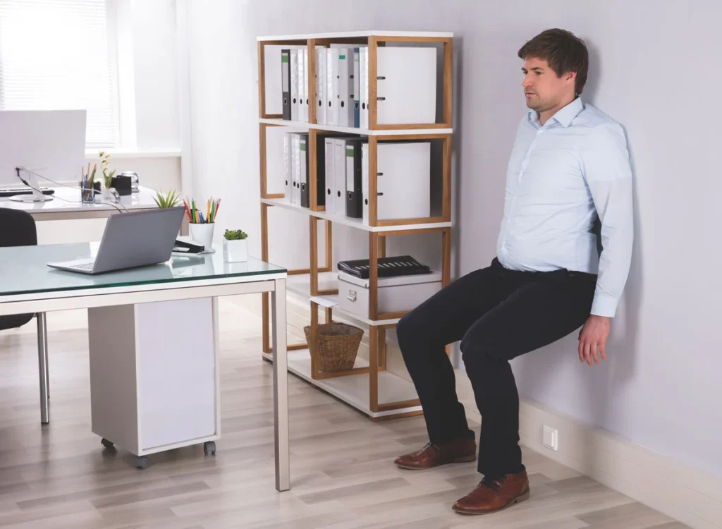 Regaining Mobility: The 10-Minute Wall Routine to Rebuild Knee Strength After 60