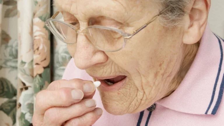 Statins and Respiratory Health: A Complex Paradox for Older Adults