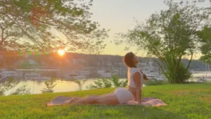 Waking Up With Purpose: A 10-Minute Morning Yoga Protocol for Mindful Living