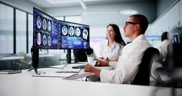 From Passive Tools to Proactive Partners: The Agentic AI Revolution in Healthcare