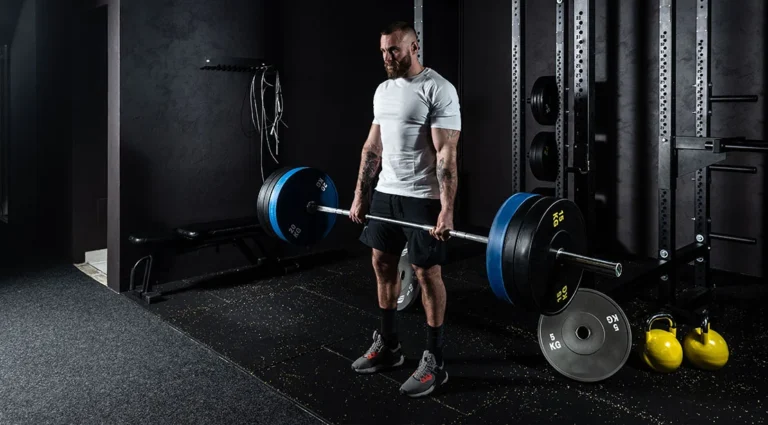 Master the Hinge: The Science and Strategy of a Perfect Romanian Deadlift