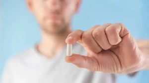 The Tyrosine Paradox: Large-Scale Study Links Common Amino Acid to Lifespan Disparities in Men