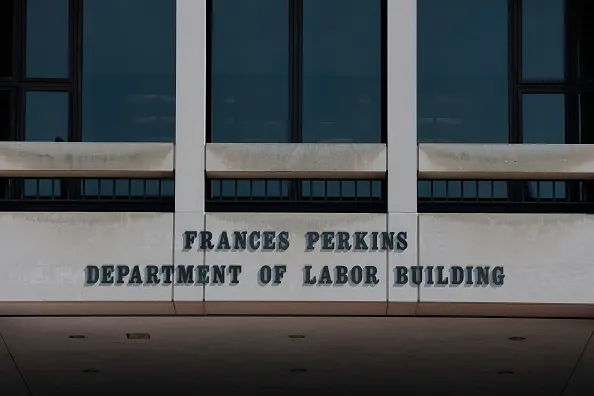 Ending the "Shadows": New Labor Department Rule Mandates PBM Transparency to Curb Rising Drug Costs