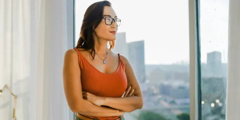 Navigating the Storm: Yollanda Zhang’s 25-Year Journey With Rapid Cycling Bipolar Disorder